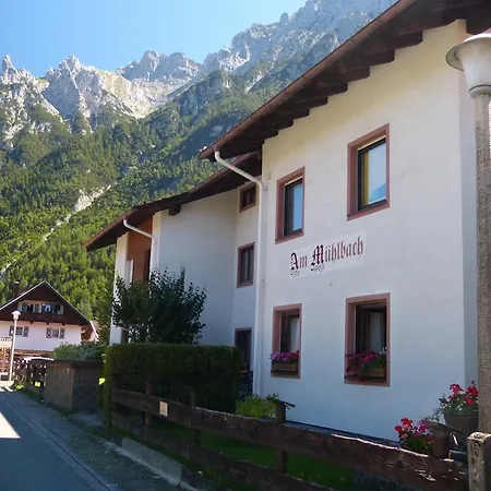 Ferienwohnung Kuhn Apartament Mittenwald