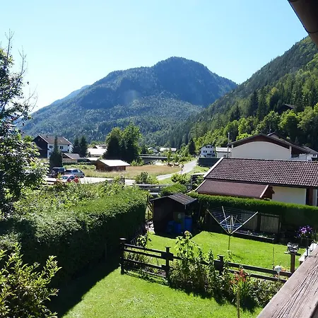 Ferienwohnung Kuhn Apartament *